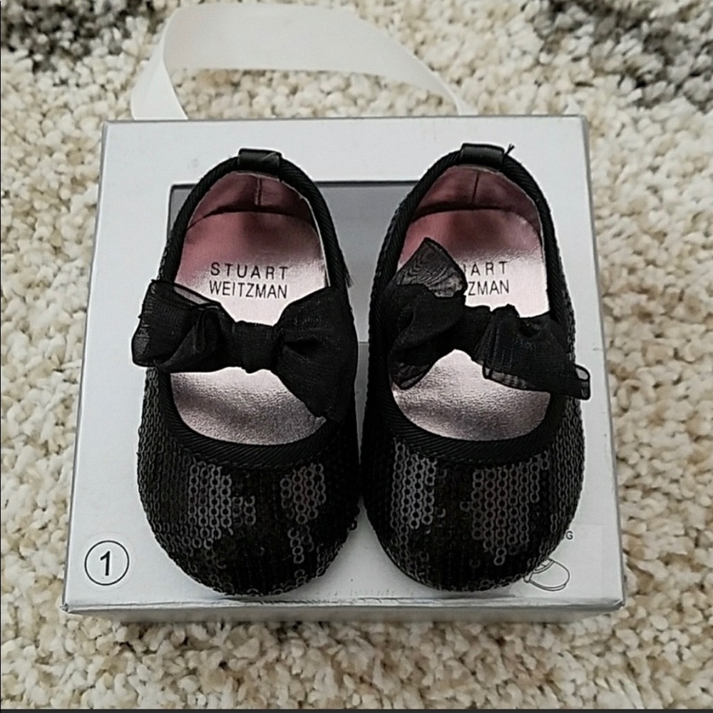 Stewart Weitzman baby shoe black sequin size 1